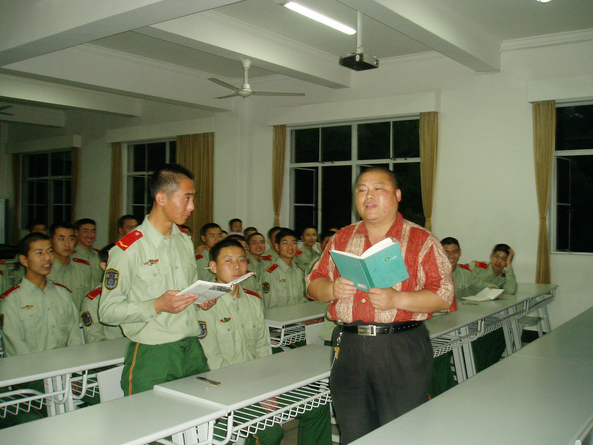 百度胖老师吧上海市公安局轨道交通分局石宇玉老师求救 微信抖音快手百度贴吧百科图片视频知道搜索上海胖老 ...